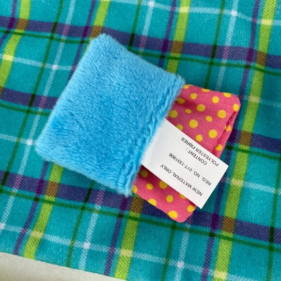 Dollhouse Accessories Battat & Unbranded Blankets & Pillow Case Lot - Picture 5 of 5